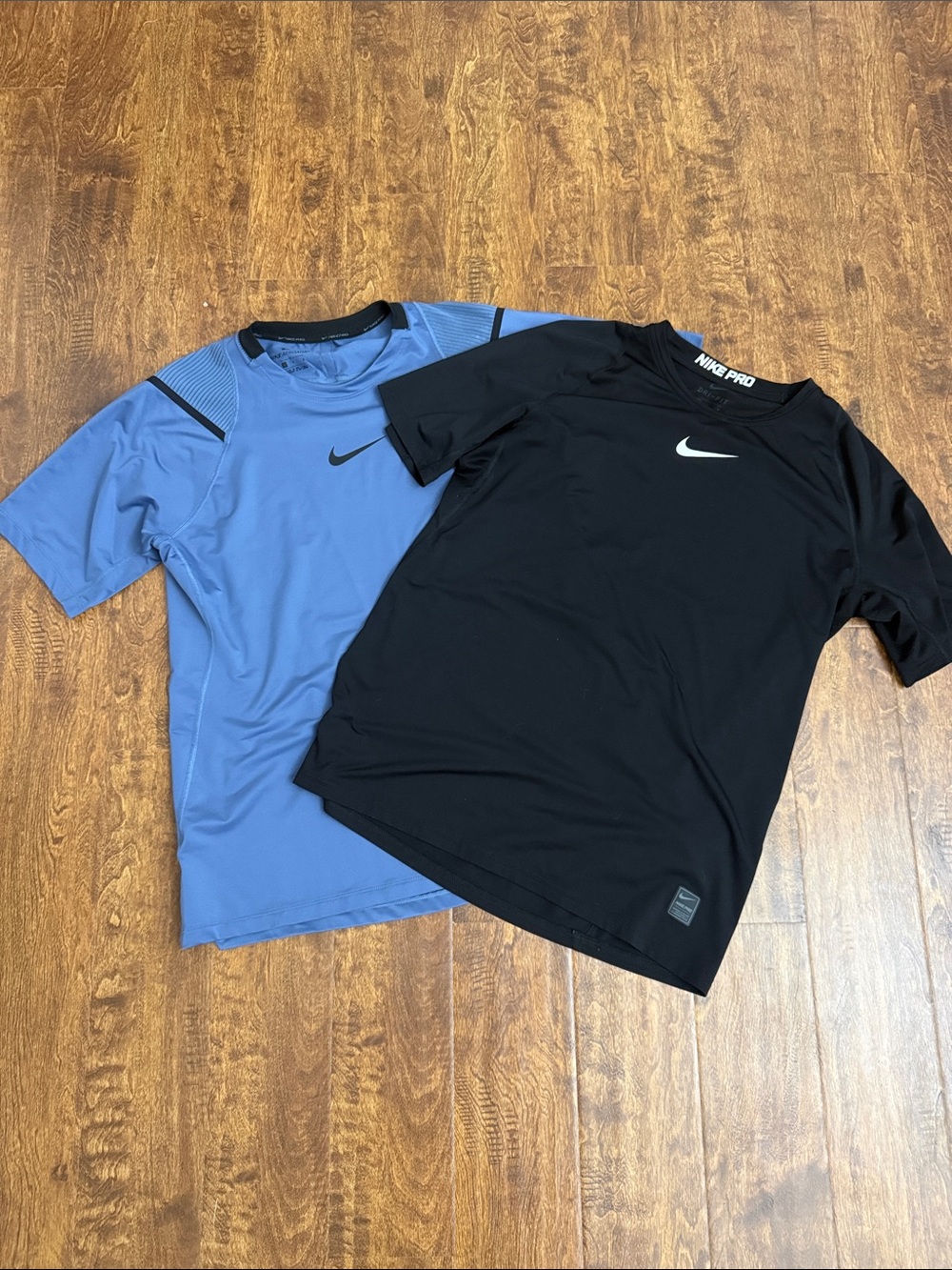 Nike Men’s Short Sleeve Performance Tee - Black & Blue